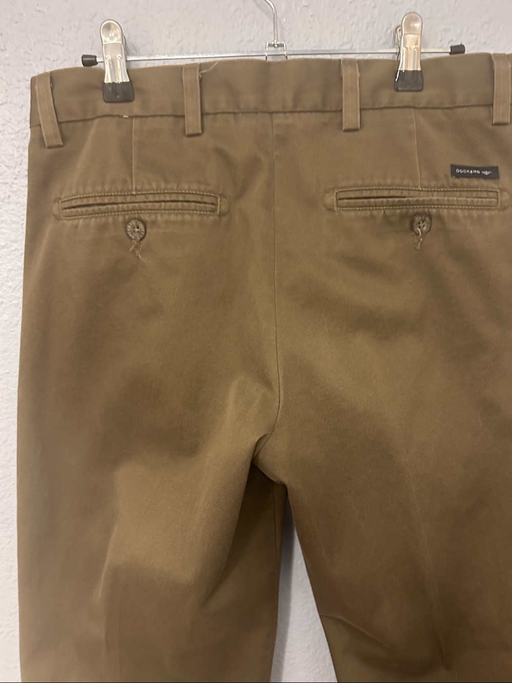Dockers Olive Green Men’s Slacks - Picture 5 of 7
